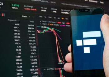 EX-FTX Boss Sold Bitcoin and Ethereum To Prop Solana (SOL) and FTT