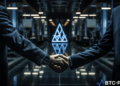 Representatives of HashKey and Victory Securities shaking hands, symbolizing their strategic partnership to enhance virtual asset services.